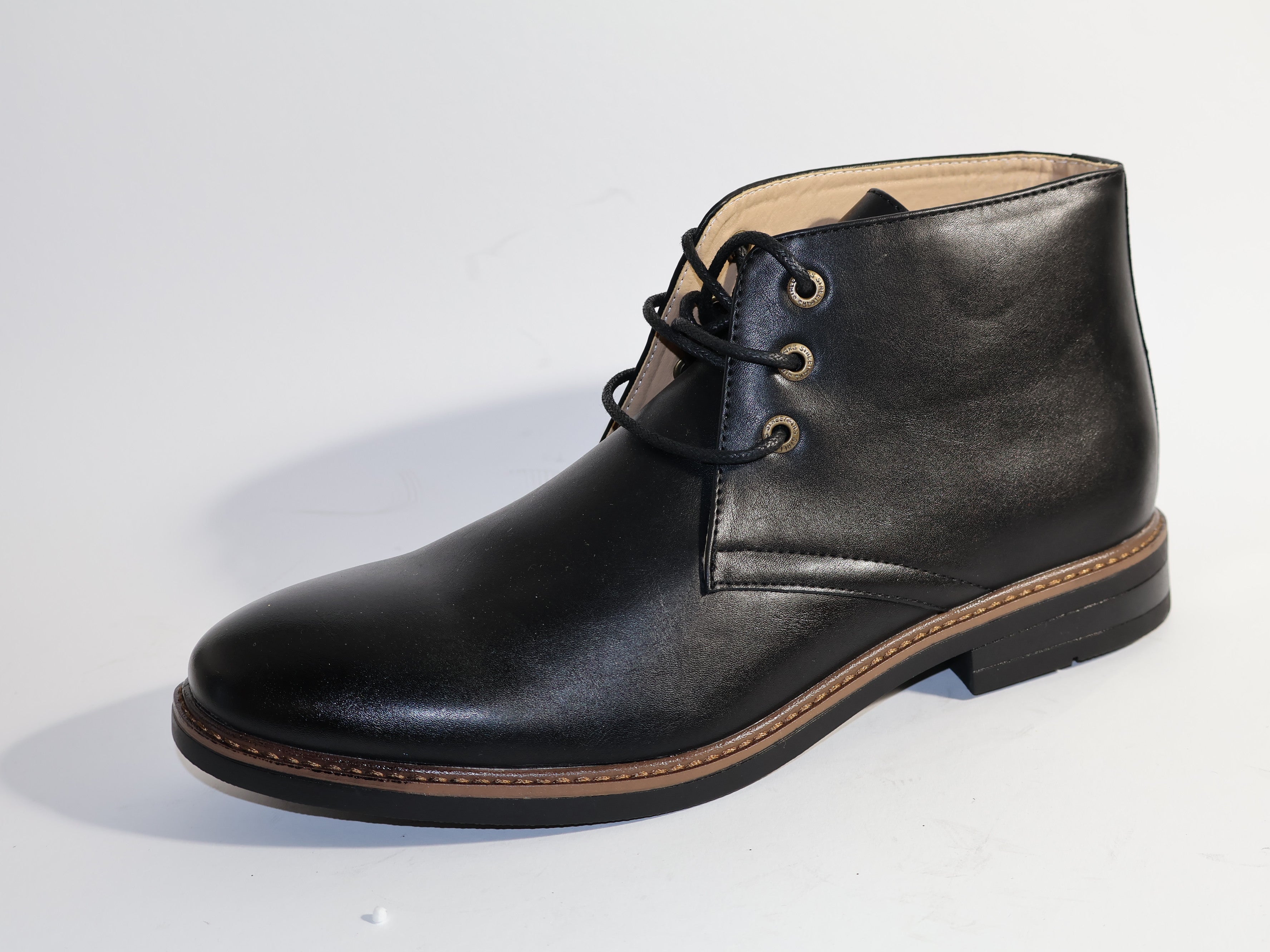 Stiefel Leder mit poliertem Finish