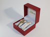 Elegantes Damenuhren-Set mit Armband – Goldene Armbanduhr und Perlenarmband im Geschenkkarton