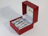 Elegantes Damenuhren-Set mit Armband – Goldene Armbanduhr und Perlenarmband im Geschenkkarton