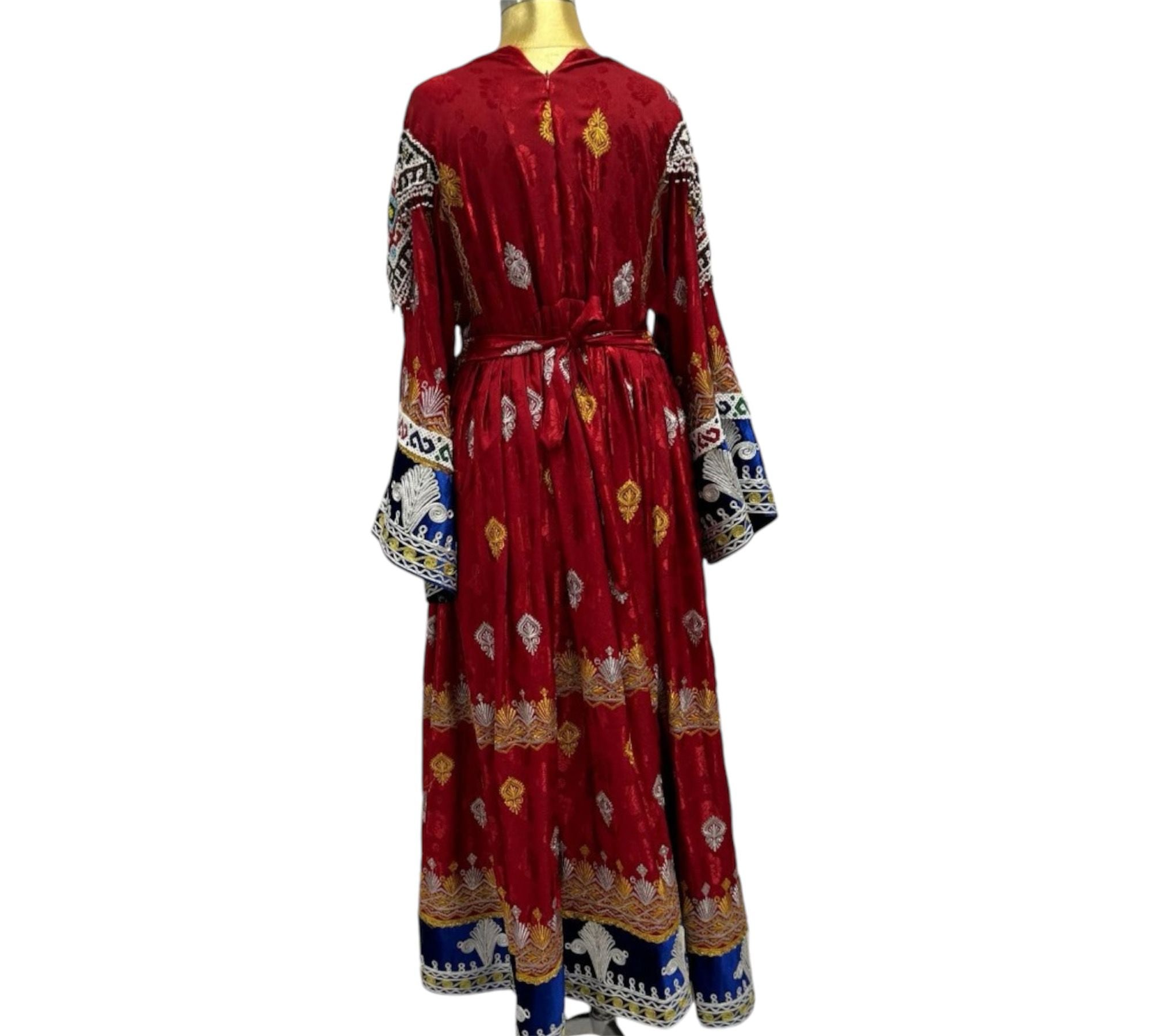 Traditionelles Afghanisches Hochzeitskleid